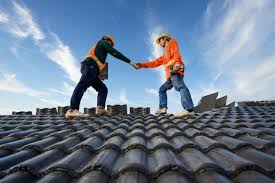 Best Roof Leak Repair  in Mequon, WI